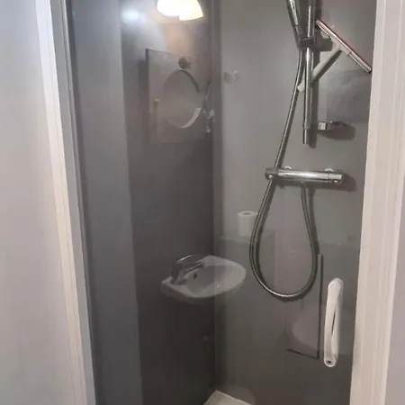 Le Clos Du Vieux Porche بيت للعطل *