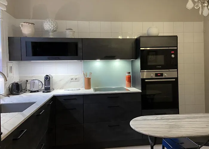 Le Clos Du Vieux Porche 拉考德索梅